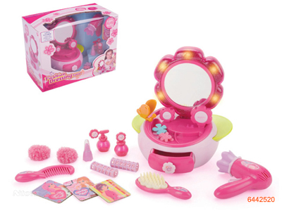 BEAUTY SET W/LIGHT/MUSIC W/O 2*AAA BATTERIES