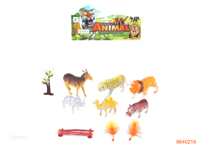 PLASTIC ANIMALS SET