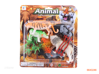 PLASTIC ANIMALS SET