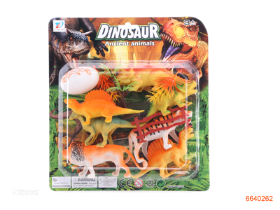 PLASTIC DINOSAUR SET