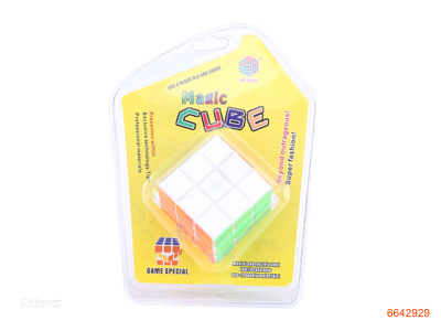 5.8CM MAGIC CUBE