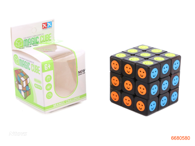 5.8CM MAGIC CUBE