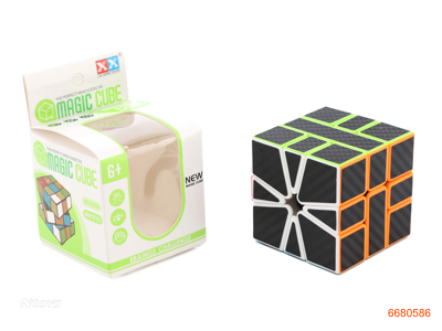 5.8CM MAGIC CUBE