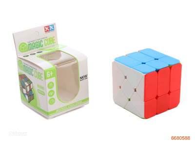 5.8CM MAGIC CUBE