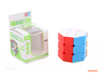 5.5CM MAGIC CUBE