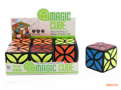 5.8CM MAGIC CUBE,6PCS/DISPLAY BOX