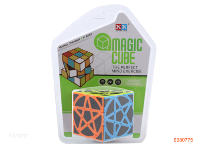 5.8CM MAGIC CUBE