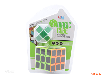 5.8CM MAGIC CUBE+MAGIC RULER