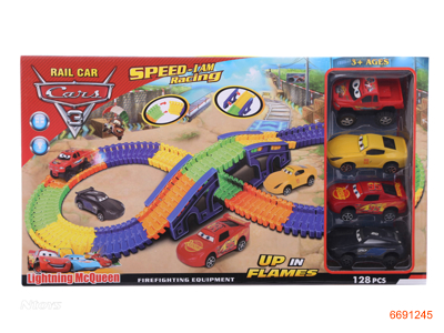 B/O TRAIN TRACK W/3PCS P/B CAR + 1PCS B/O CAR,W/LIGHT,W/O 1*AA BATTERIES IN CAR,128PCS