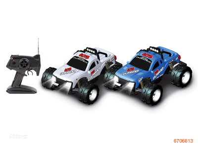 4CHANNLES R/C CAR W/9.6V 700MAH BATTERIES IN CAR/CHARGER/1*9V BATTERY IN CONTROLLER.2COLOUR