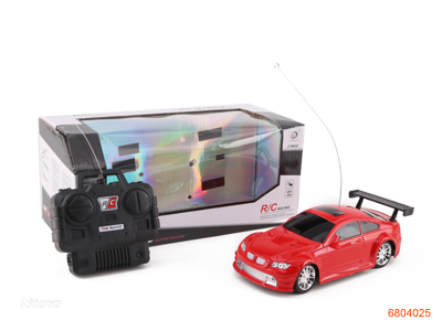 1:24 4CHANNELS R/C CAR  W/O 3AA BATTERIES IN CAR,2AA BATTERIES IN CONTROLLER 2COLOUR