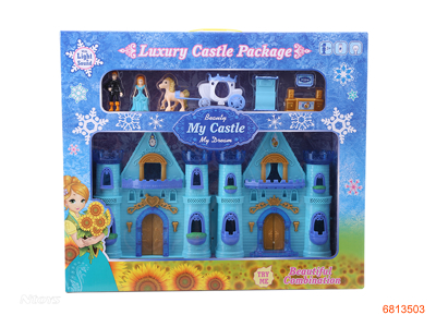 CASTLE SET W/LIGHT/MUSIC W/2*AA BATTERIES