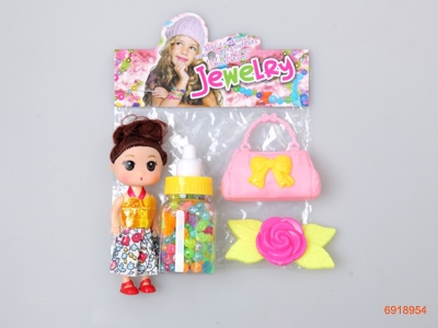 BEAUTY SET W/DOLL