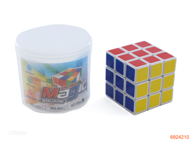 5.7CM MAGIC CUBE