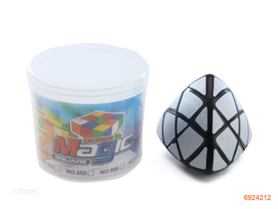 7CM MAGIC CUBE