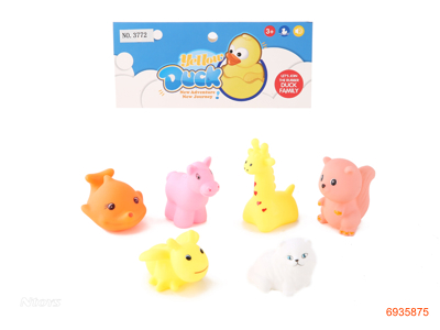 VINYL ANIMAL W/BB WHISTLE 6PCS