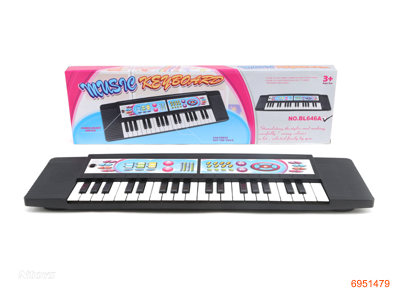 ELECTRIC KEYBOARD W/O 3AA BATTERIES