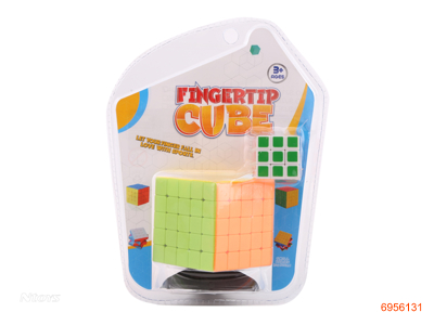 6CM MAGIC CUBE W/3CM MAGIC CUBE