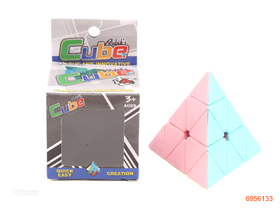 9CM MAGIC CUBE