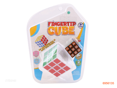 5.5CM MAGIC CUBE W/3CM MAGIC CUBE