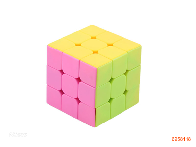 5.5CM MAGIC CUBE