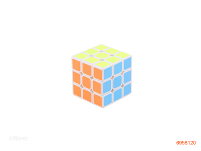 5.5CM MAGIC CUBE