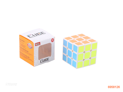 5.5CM MAGIC CUBE