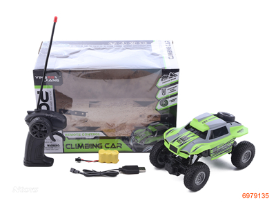 1:18 4CHANNELS R/C CAR,W/3.6V BATTERIES IN CAR/USB,W/O 2AA BATTERIES IN CONTROLLER