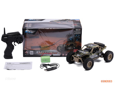 1:24 4CHANNELS R/C CAR,W/4.8V BATTERIES IN CAR/USB,W/O 2AA BATTERIES IN CONTROLLER