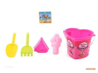 BEACH TOYS.5PCS