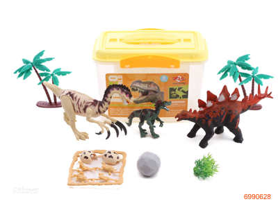 DINOSAUR PLAY SET