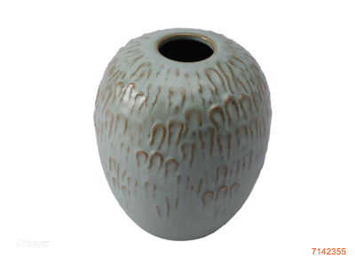 CERAMIC VASE