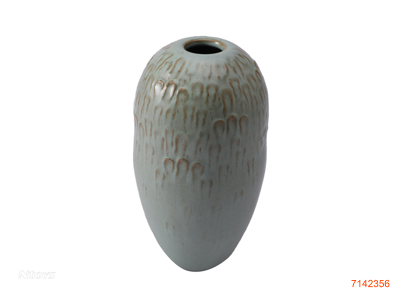 CERAMIC VASE